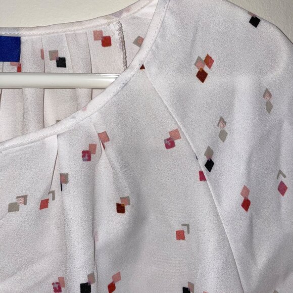 Apt. 9 Womens Medium White Blouse With Geometric Print - Picture 3 of 6